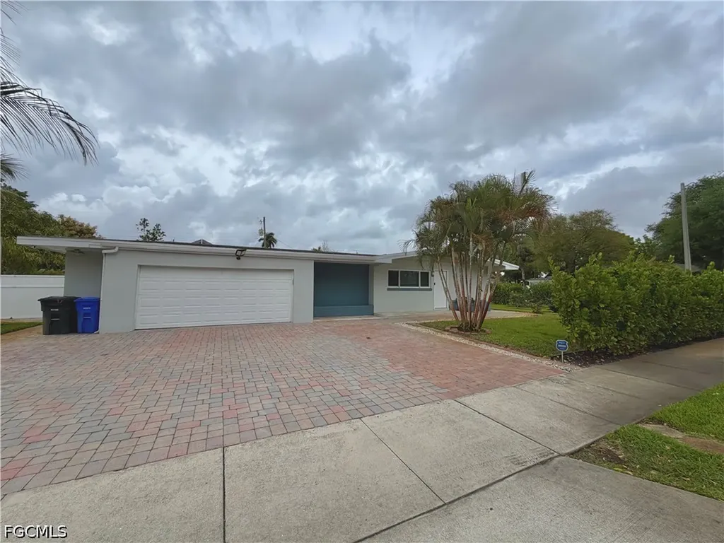 1821 Winkler Avenue Fort Myers FL 33901