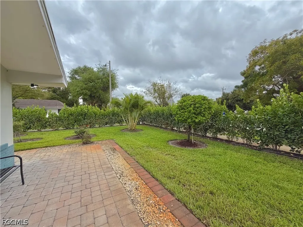 1821 Winkler Avenue Fort Myers FL 33901