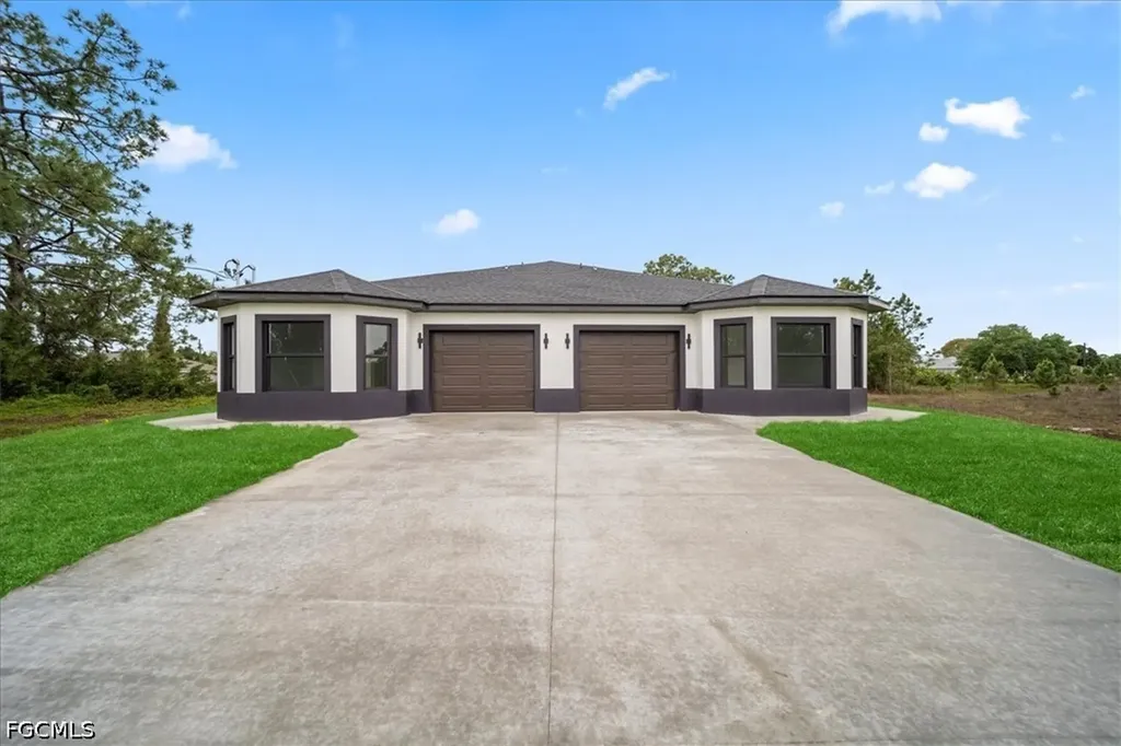 4737-4739 25th Street SW Lehigh Acres FL 33973