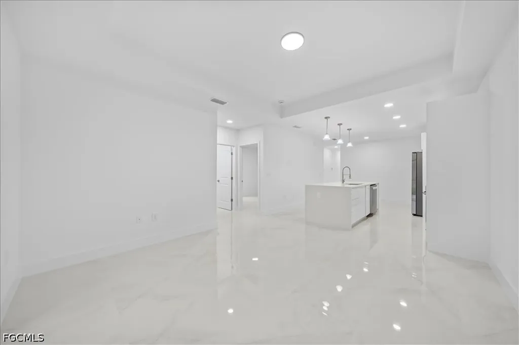 4737-4739 25th Street SW Lehigh Acres FL 33973