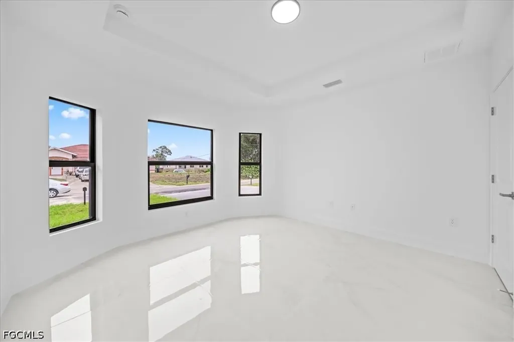4737-4739 25th Street SW Lehigh Acres FL 33973