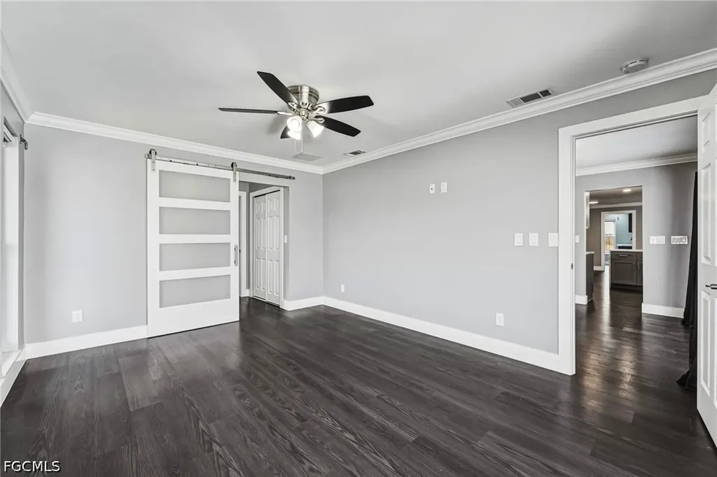 629 SW 22nd Street Cape Coral FL 33991