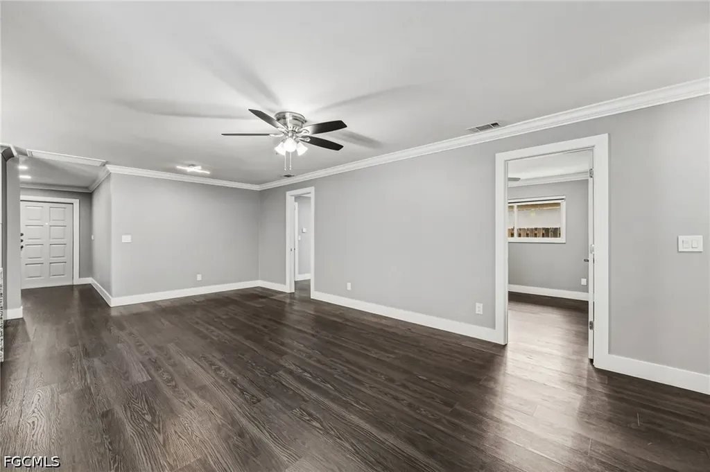 629 SW 22nd Street Cape Coral FL 33991