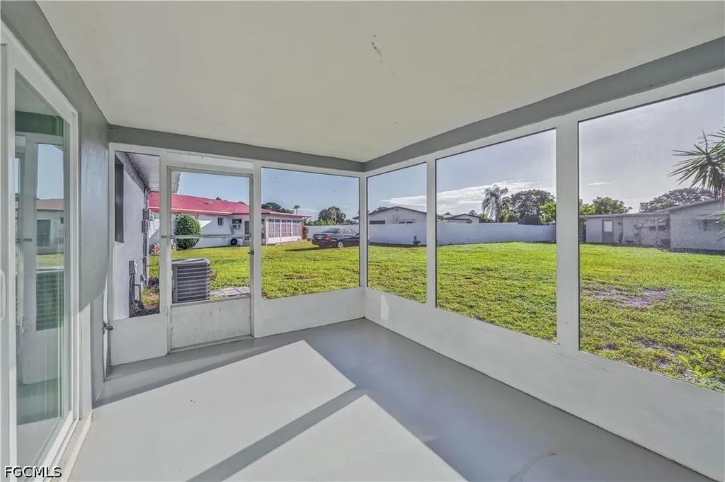 208 Norwich Avenue Lehigh Acres FL 33936