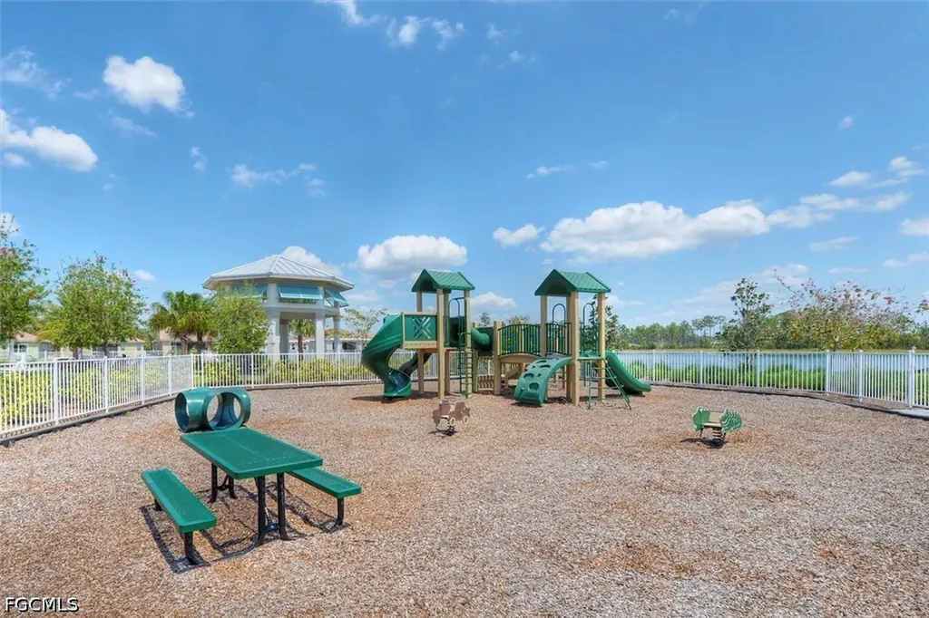 3862 Eldon Street Fort Myers FL 33916