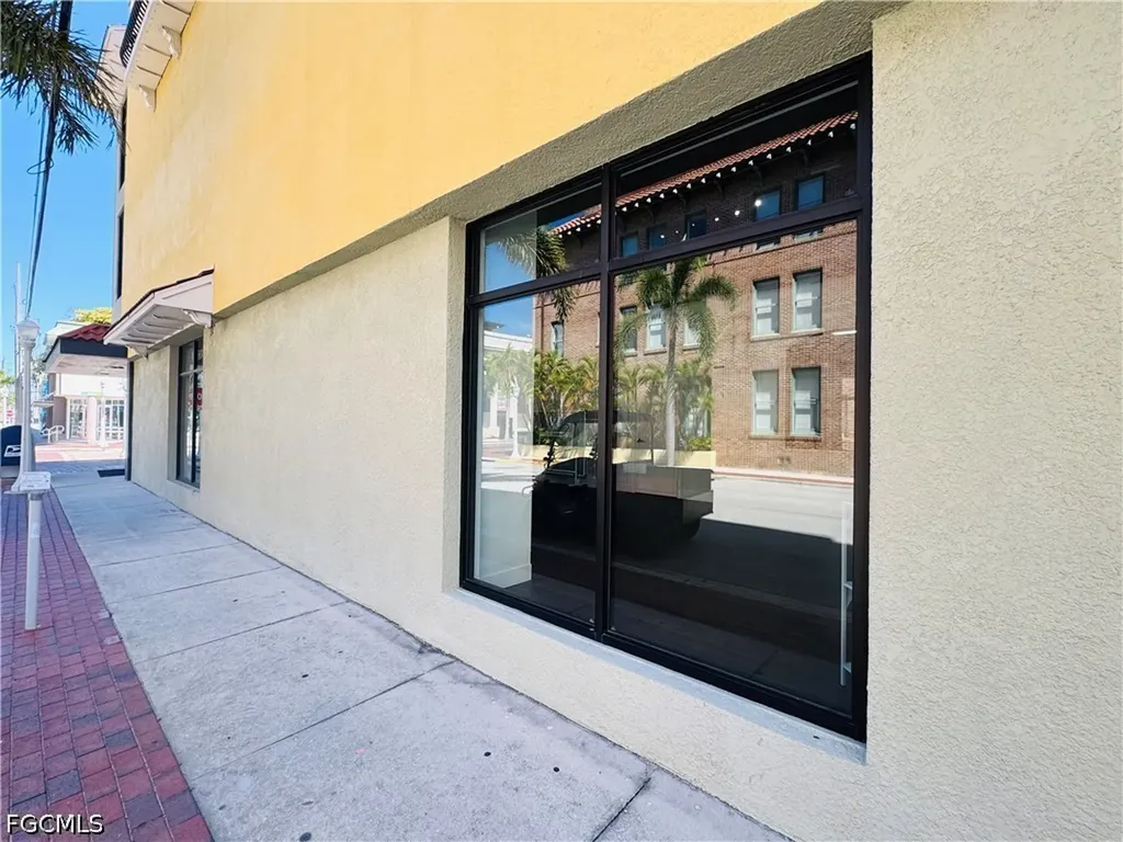 2400 1st Street Fort Myers FL 33901