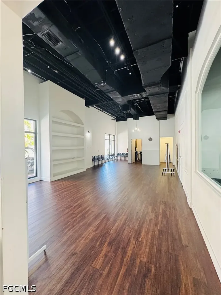 2400 1st Street Fort Myers FL 33901