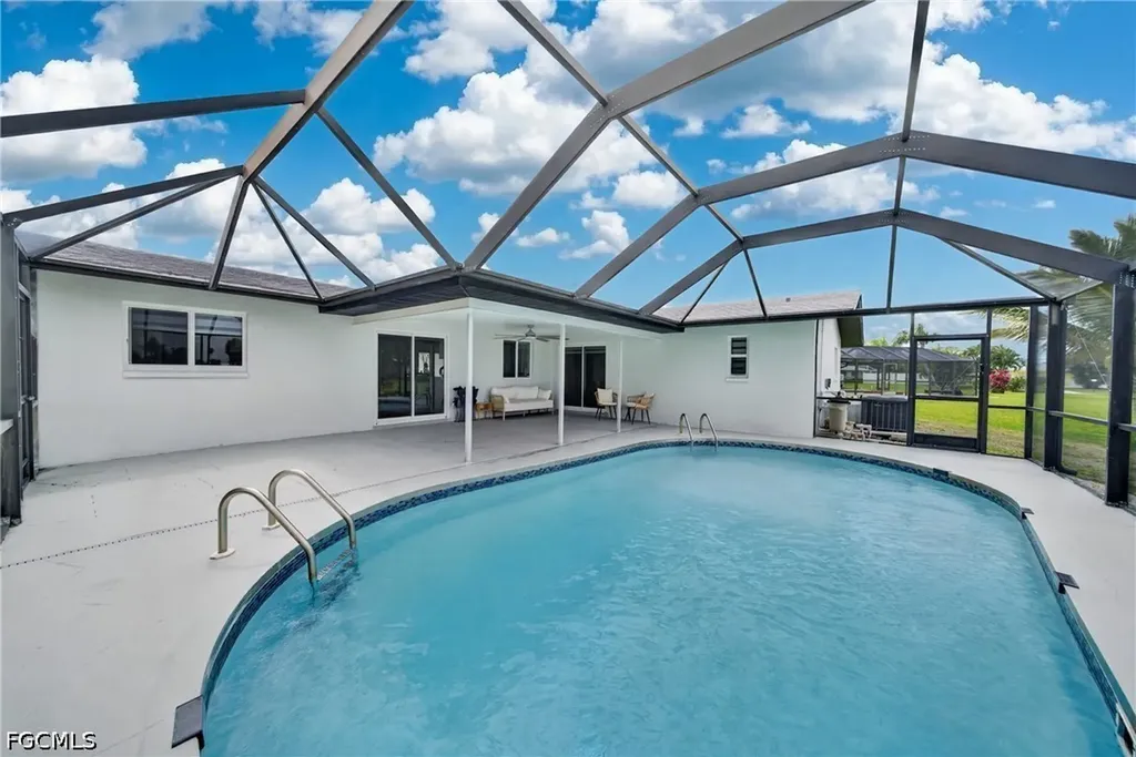 1741 SE 29th Lane Cape Coral FL 33904