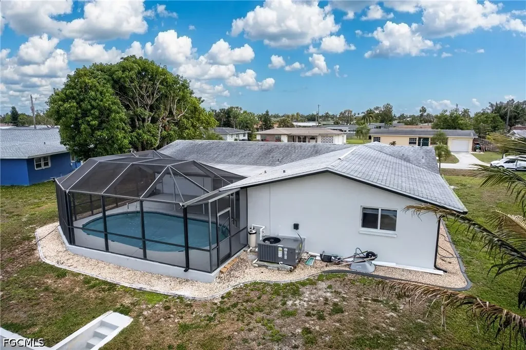1741 SE 29th Lane Cape Coral FL 33904