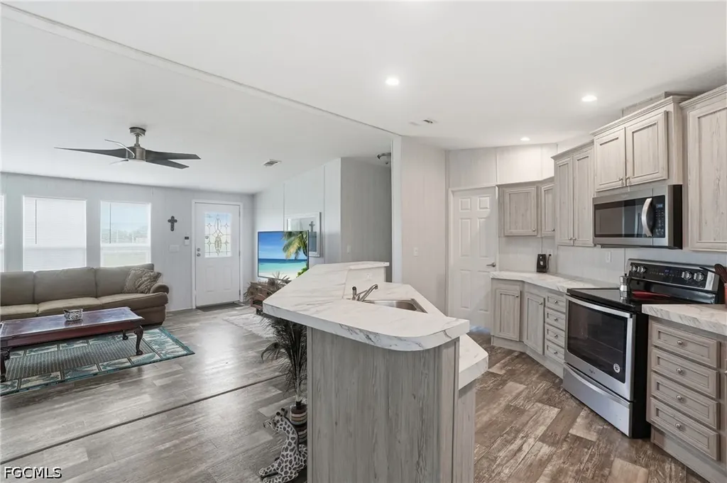 3195 Fernwood Lane Labelle FL 33935