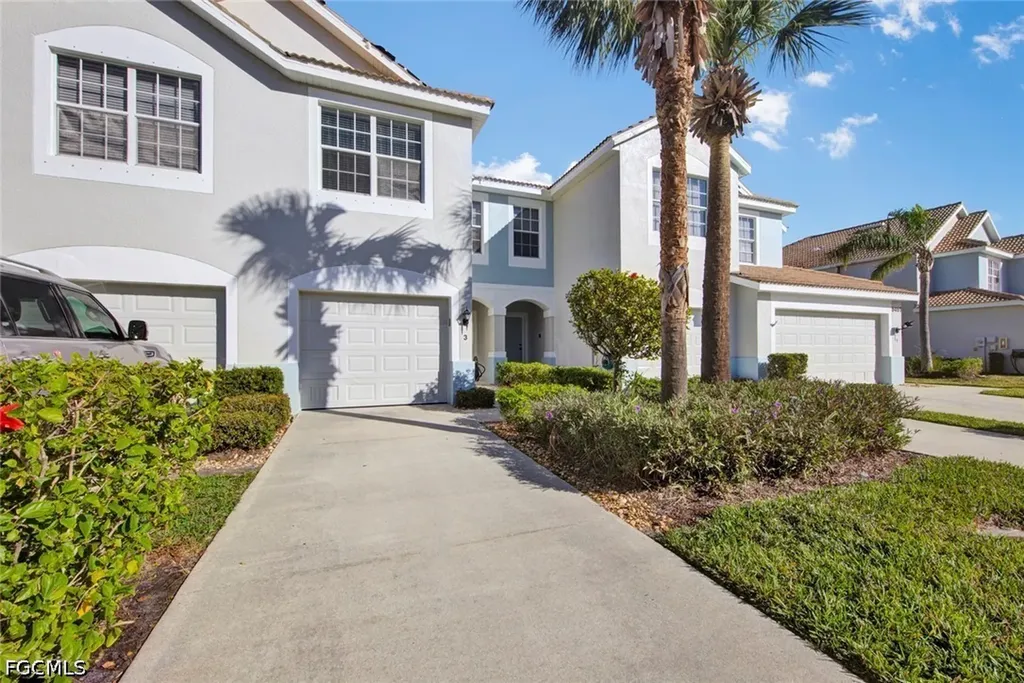 8271 Village Edge Circle Fort Myers FL 33919