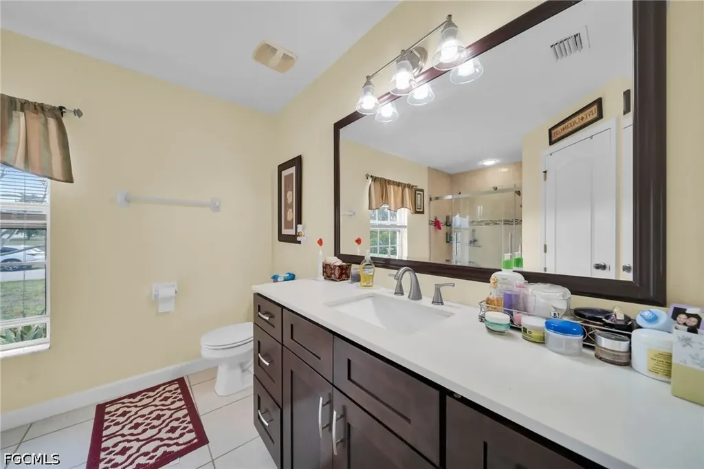 4404 NE 21st Court Cape Coral FL 33909