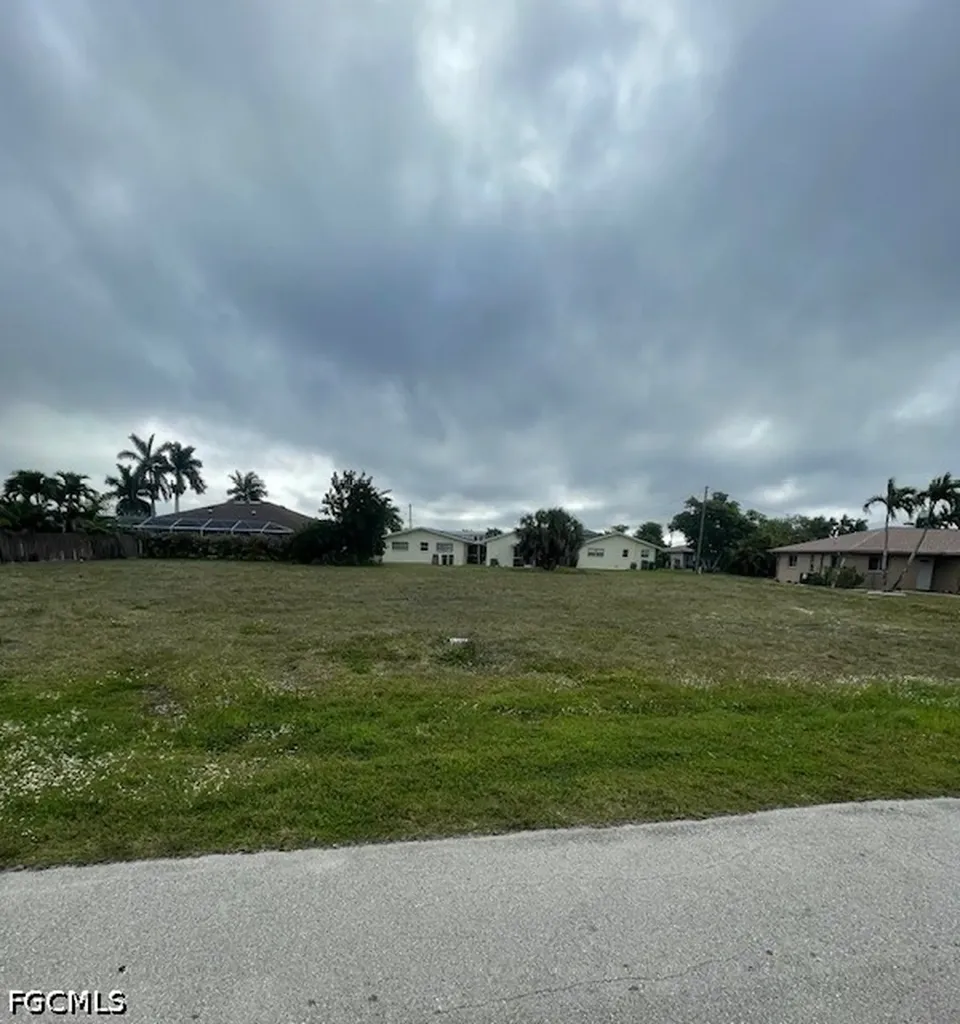 4115 SE 18th Avenue Cape Coral FL 33904