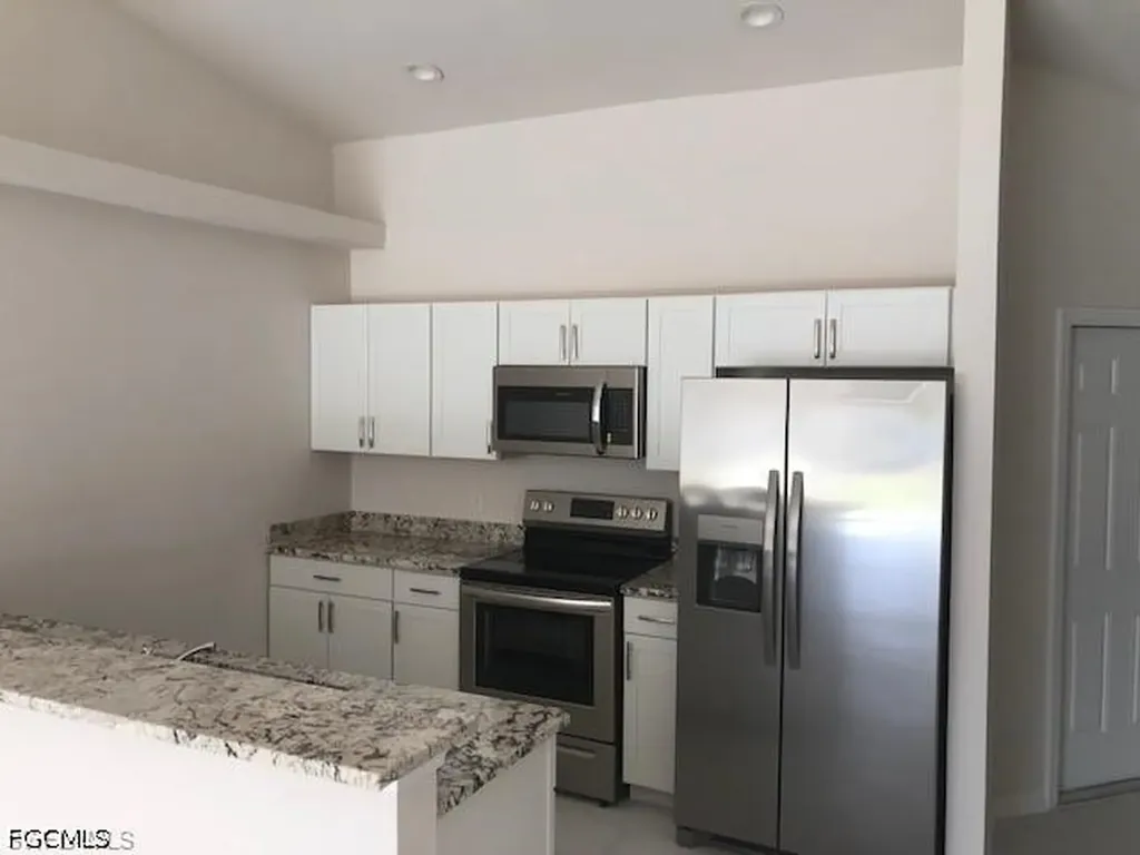 503 SE 5th Street Cape Coral FL 33990