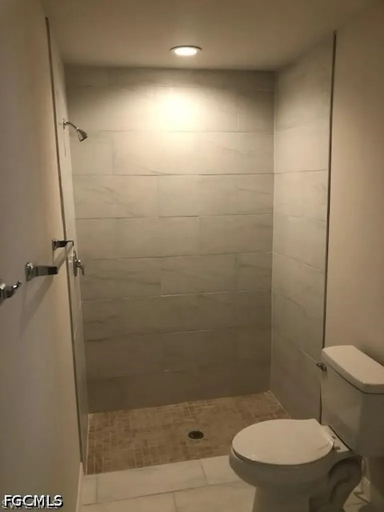 503 SE 5th Street Cape Coral FL 33990