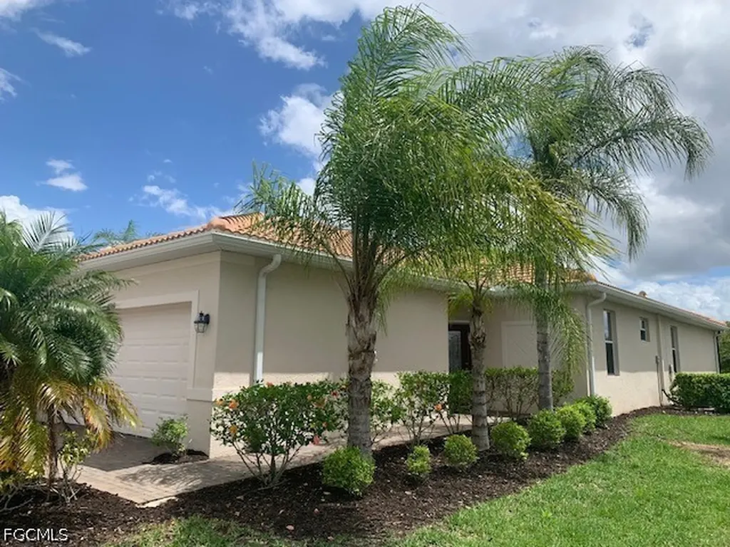 10360 Prato Drive Fort Myers FL 33913
