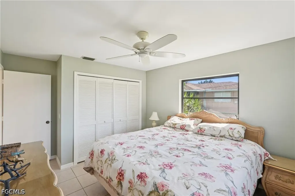 1222 SE 33rd Street Cape Coral FL 33904