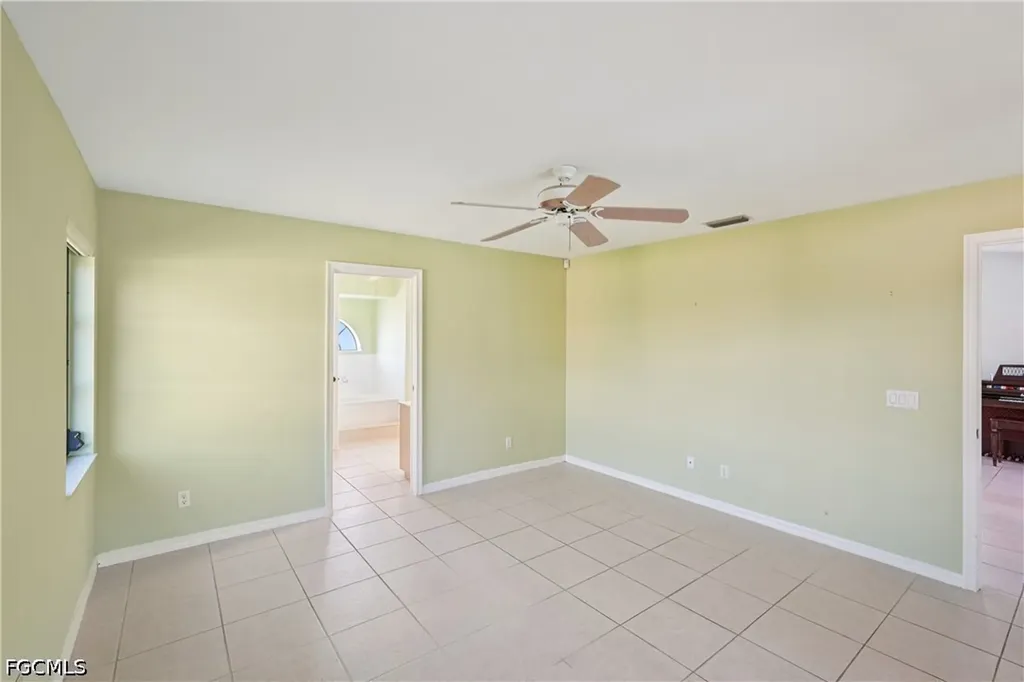 1222 SE 33rd Street Cape Coral FL 33904