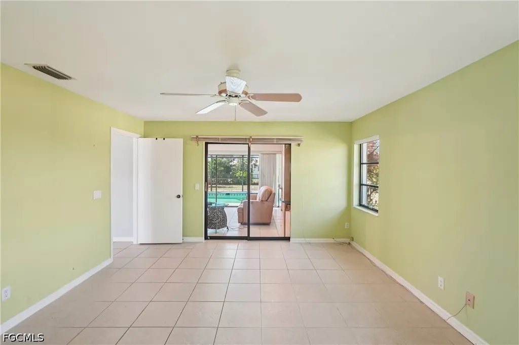 1222 SE 33rd Street Cape Coral FL 33904