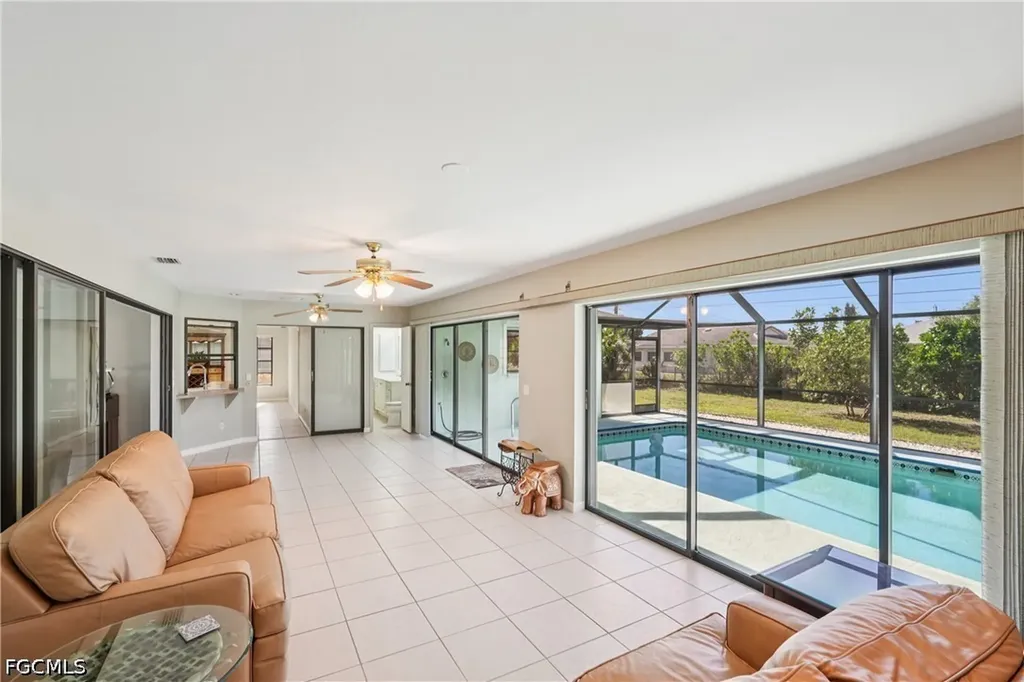 1222 SE 33rd Street Cape Coral FL 33904