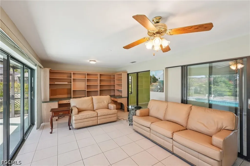 1222 SE 33rd Street Cape Coral FL 33904