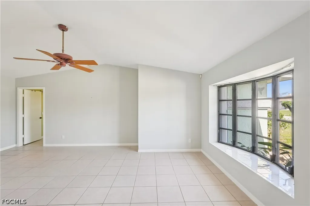 1222 SE 33rd Street Cape Coral FL 33904