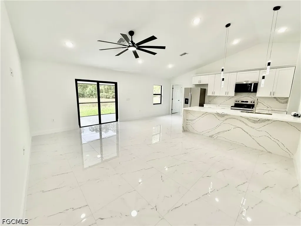 3305 39th Street W Lehigh Acres FL 33971