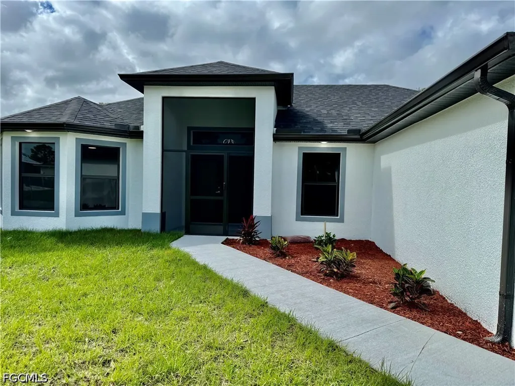 3305 39th Street W Lehigh Acres FL 33971
