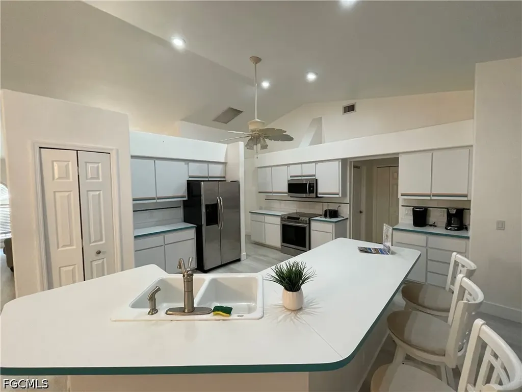 12196 Matlacha Boulevard Matlacha Isles FL 33991