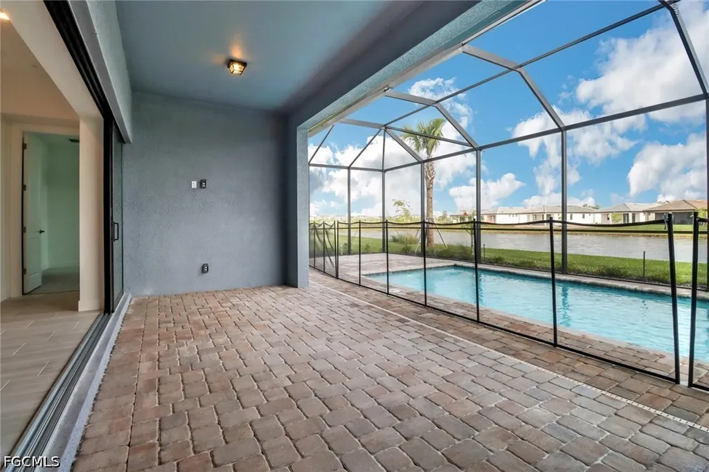 1856 Terreno Boulevard Naples FL 34120