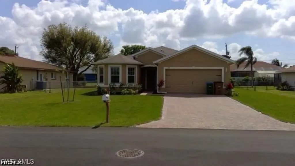 114 SE 3rd Street Cape Coral FL 33990