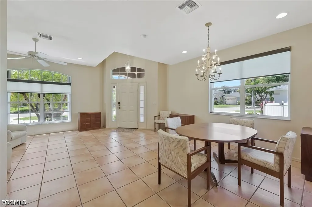 1726 Emerald Cove Circle Cape Coral FL 33991