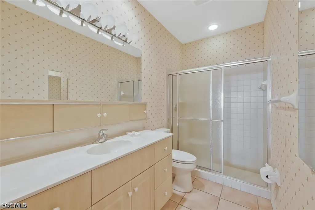 1726 Emerald Cove Circle Cape Coral FL 33991