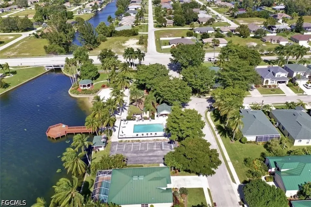 1726 Emerald Cove Circle Cape Coral FL 33991