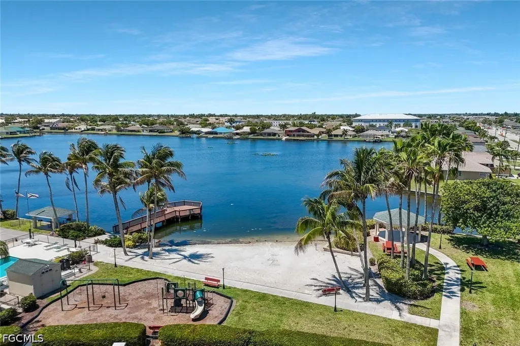 1726 Emerald Cove Circle Cape Coral FL 33991