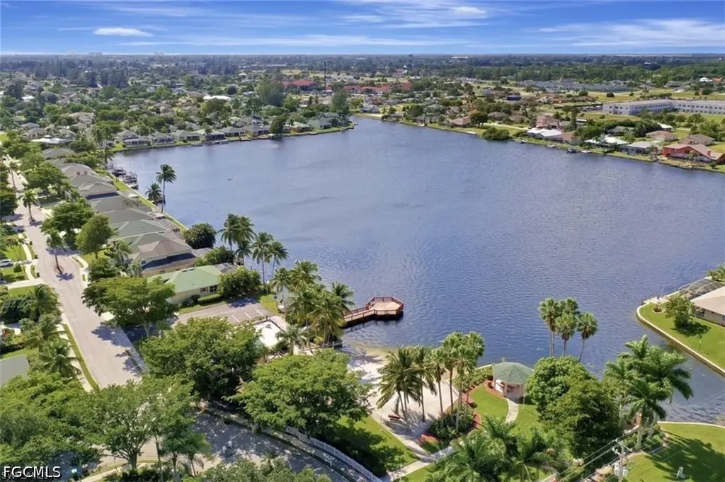1726 Emerald Cove Circle Cape Coral FL 33991