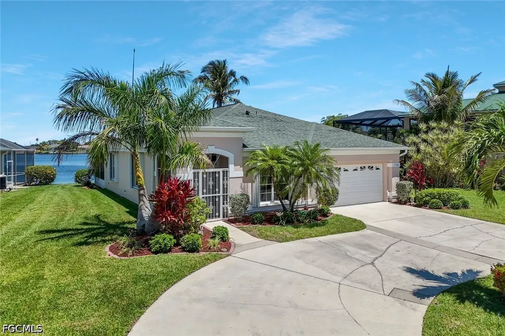 1726 Emerald Cove Circle Cape Coral FL 33991