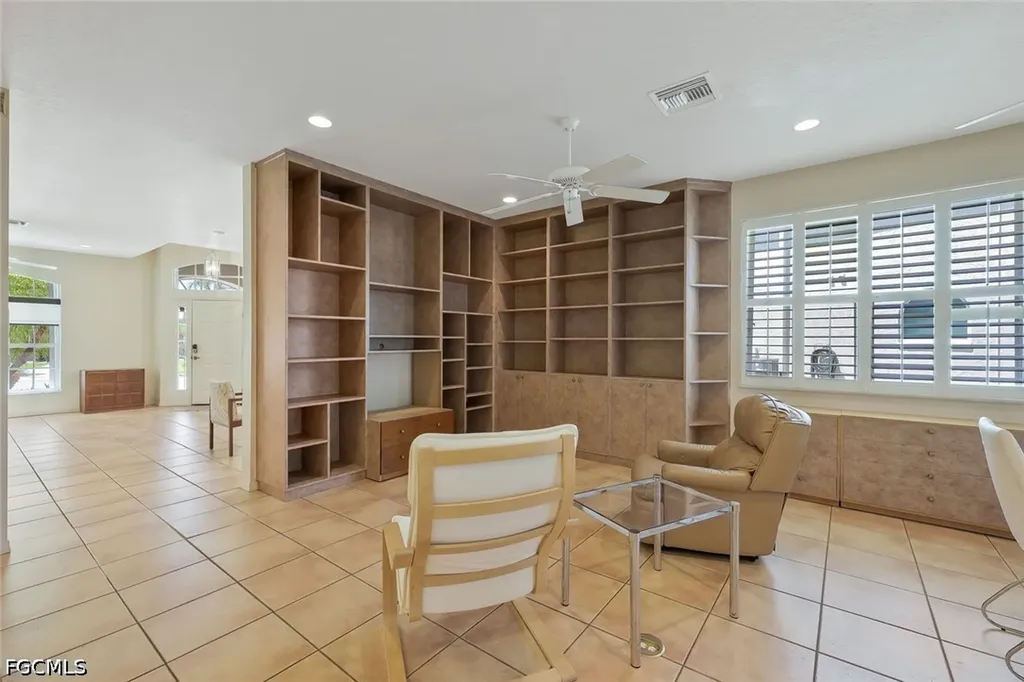 1726 Emerald Cove Circle Cape Coral FL 33991
