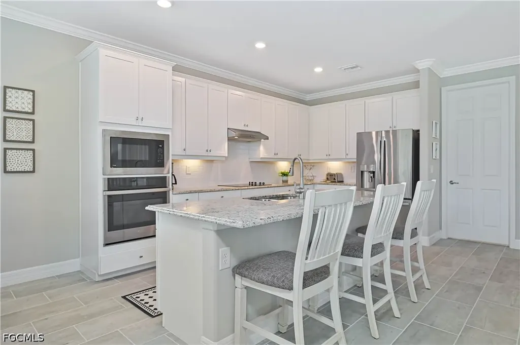 19553 The Place Boulevard Estero FL 33928