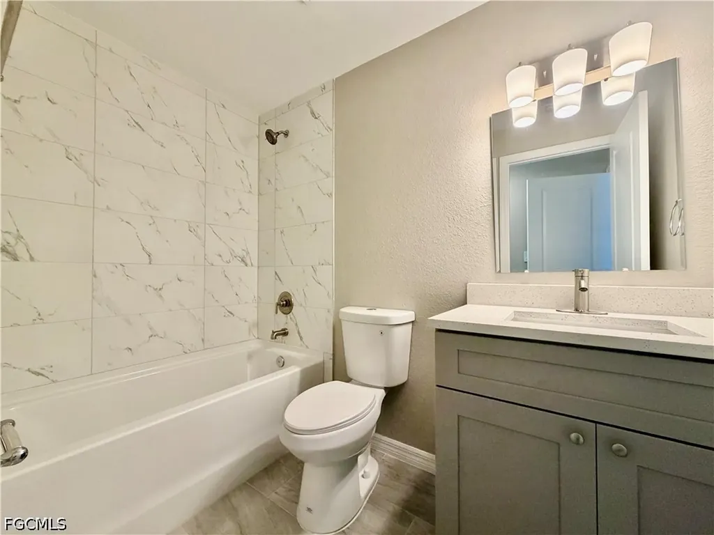 2229 NW 24th Terrace Cape Coral FL 33993