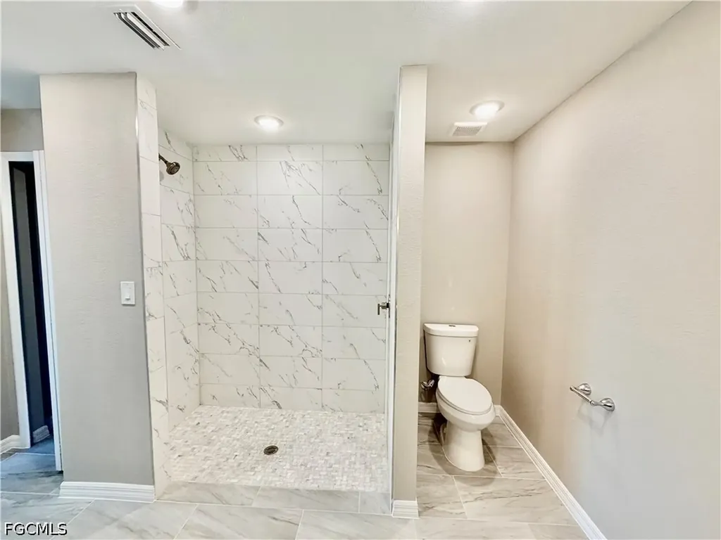 2229 NW 24th Terrace Cape Coral FL 33993