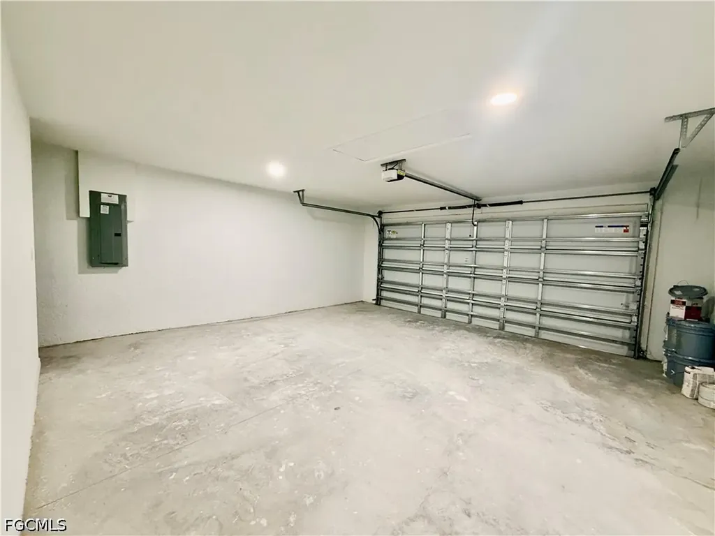 2229 NW 24th Terrace Cape Coral FL 33993