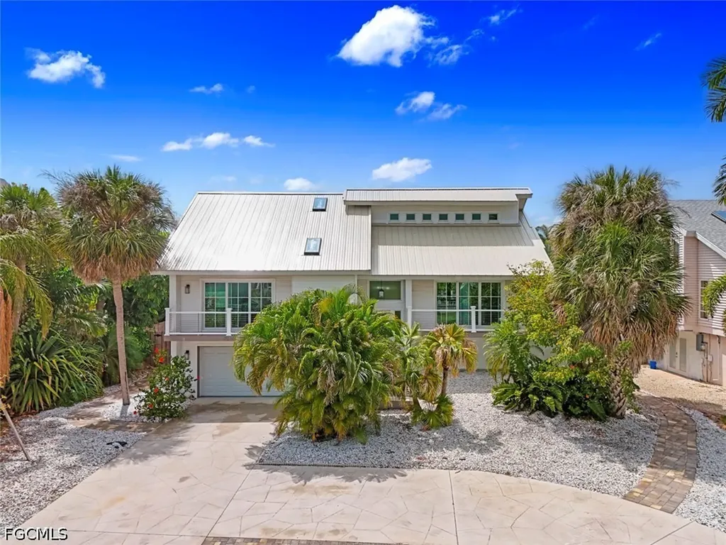 18260 Deep Passage Lane Fort Myers Beach FL 33931
