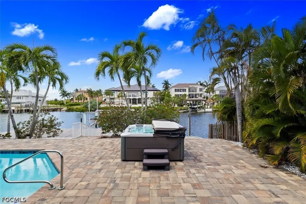 18260 Deep Passage Lane Fort Myers Beach FL 33931