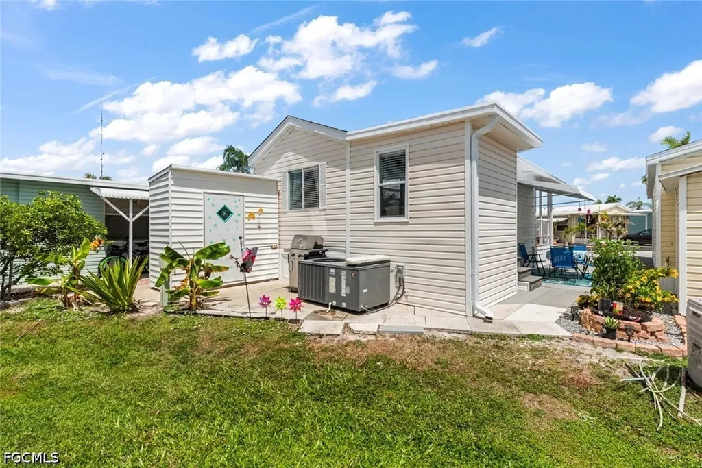 8564 Firwood Drive Estero FL 33928