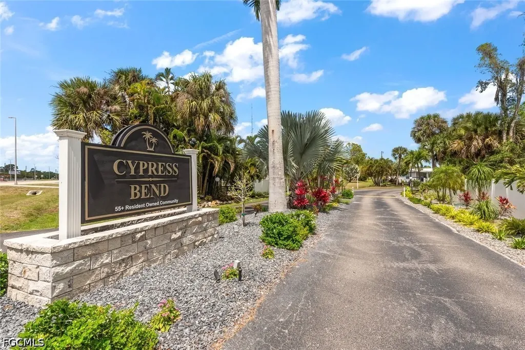 8564 Firwood Drive Estero FL 33928
