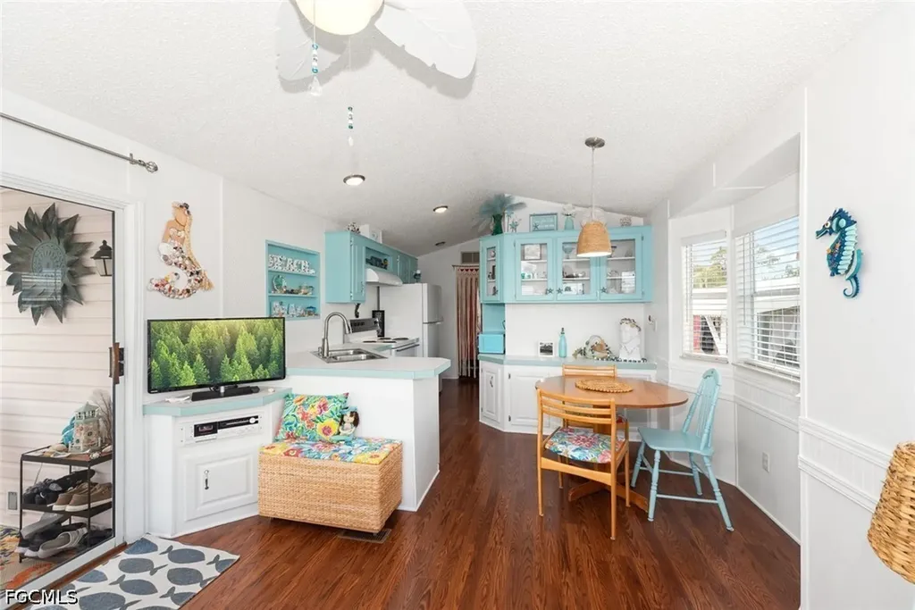 8564 Firwood Drive Estero FL 33928