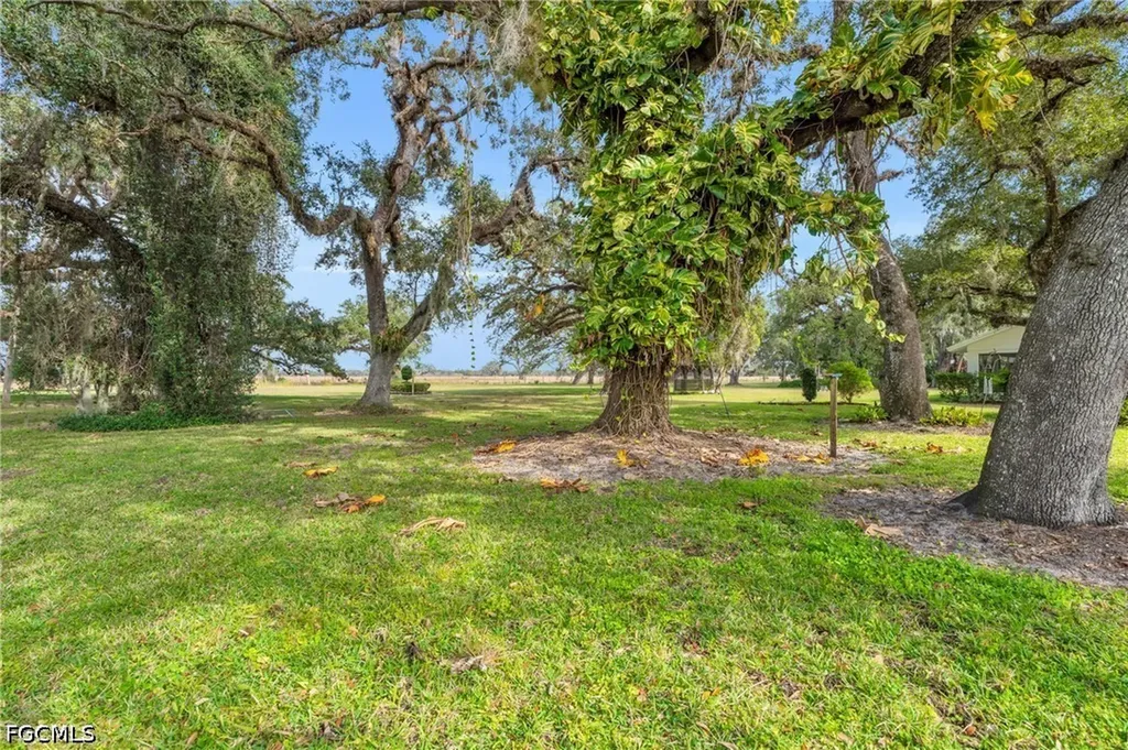 1210 Riverbend Drive Labelle FL 33935