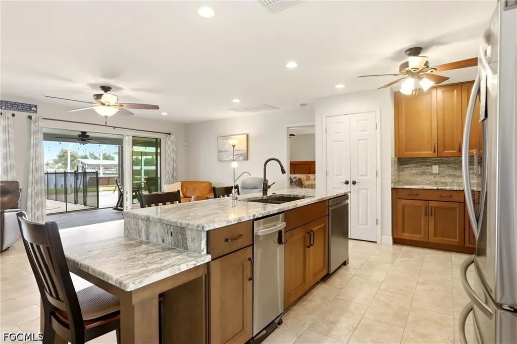 1119 SE 28th Terrace Cape Coral FL 33904