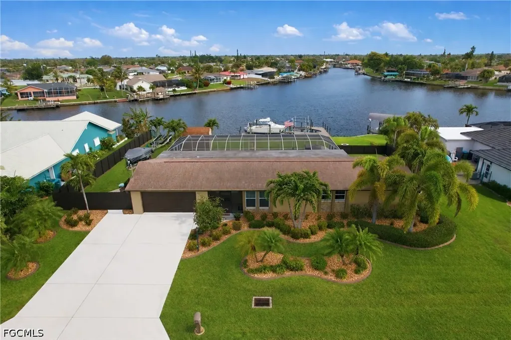 1119 SE 28th Terrace Cape Coral FL 33904